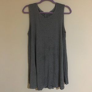 M/L Trés Bien Striped Dress